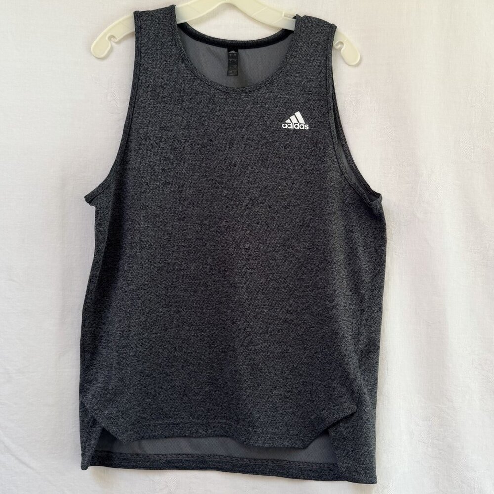Adidas Shirt Womens Medium Gray Tank Top Shirt‎ Sleeveless Comfort Casual Ladies